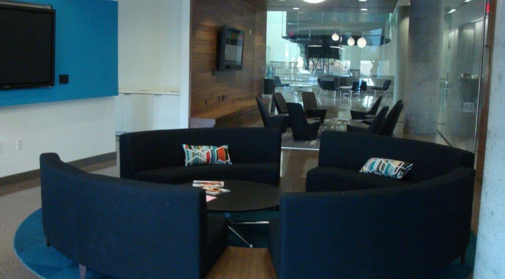 University-of-Arizona-Health-Sciences-Building-Lounge-Area-e1457709138633
