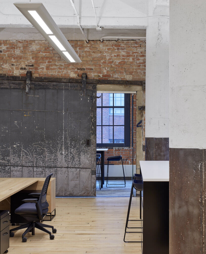 201022CG_StudioBV_LooseWiles_008