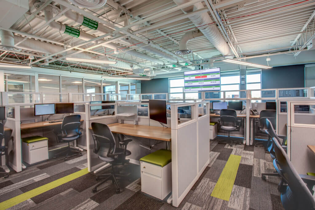 Atmosphere Albuquerque provided modular glass wall systems, office and collaborative spaces, a work café, conference and meeting rooms