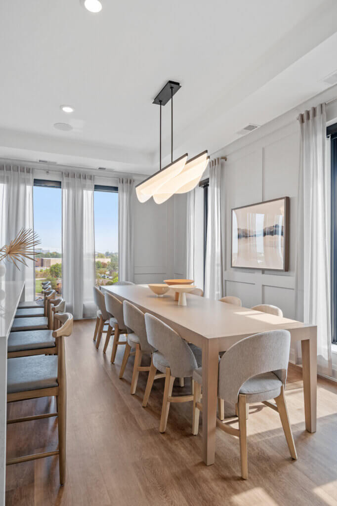 90-print-8300 Commonwealth-90