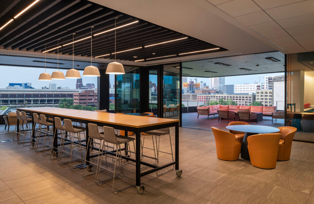 Rite-Hite collaboration and outdoor space