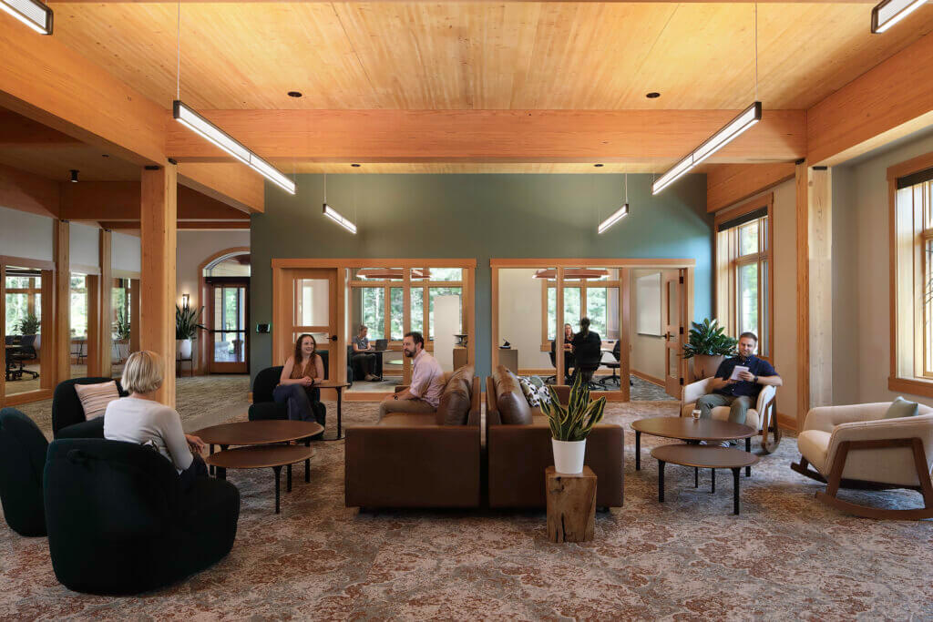 Usona training room lounge